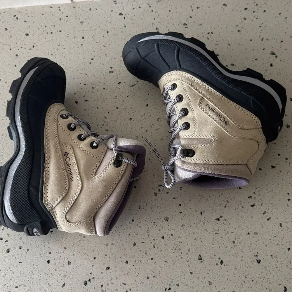 Columbia Snow King Women’s Leather Rubber Beige Gray Purple Snow Boots Size 6.5